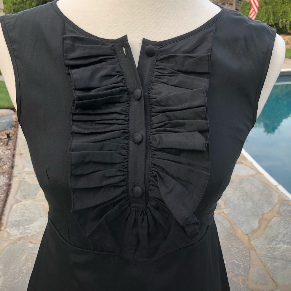 Laundry size 2 black fit and flare ruffle dress